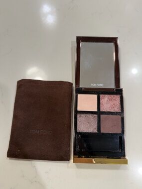 TOM FORD EYE COLOR EYESHADOW QUAD 12 SEDUCTIVE ROSE